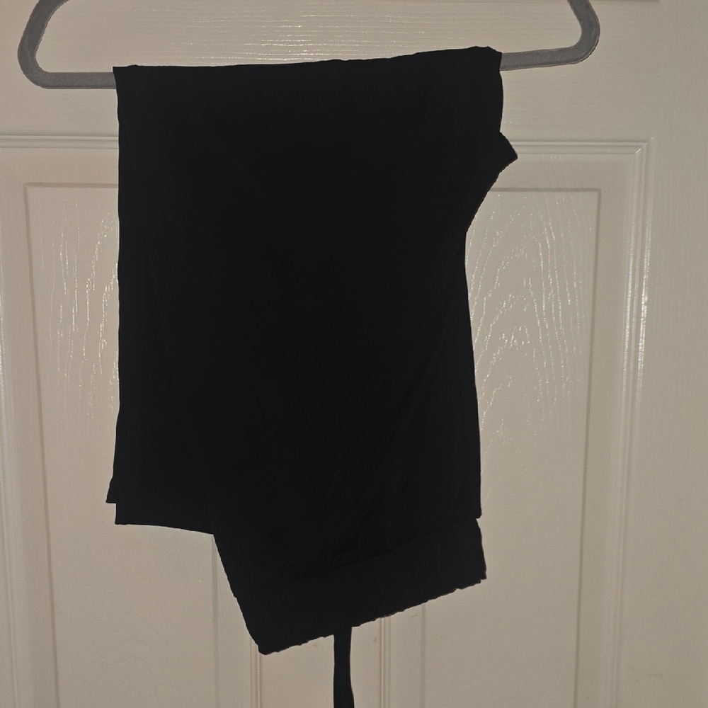 32 Degree‎ Cool Black  Capri Pants